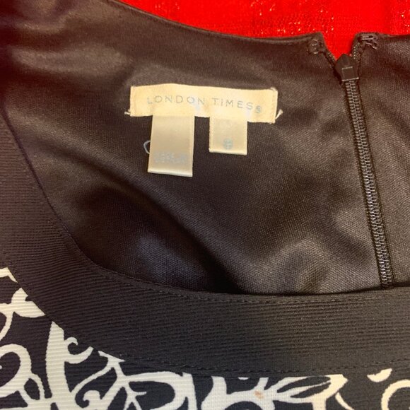 London Times Sleeveless Belted Paisley Black/White Dress with Pockets in Size 8 - Picture 6 of 8